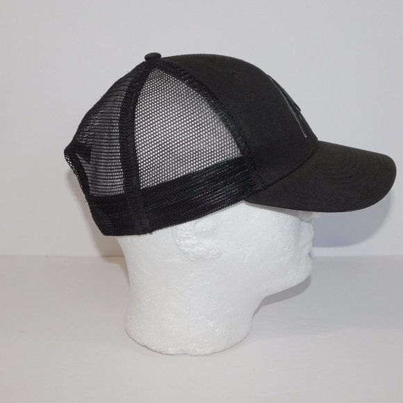 BURTON Look Yonder Black Trucker Snapback Hat Cap Logo Mountain - Picture 4 of 6